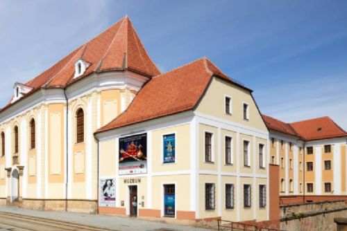 Foto: Olomoucké muzeum láká na zbraně: Příběhy od 17. století po současnost