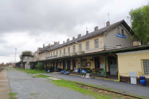 obrázek:Prostějov přebírá historickou nádražní budovu a plánuje její nové využití