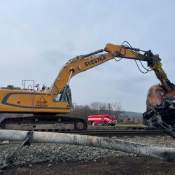 Hasiči zajišťovali bezpečnost při odstraňování nebezpečných cisteren