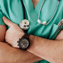 Lékaři odhalili zvýšené riziko selhání ledvin u 17 % lidí